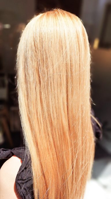 "Alisado Bio Straight realizado en Juan Murgui Organic Salon: cabello liso, brillante y saludable tras tratamiento orgánico."